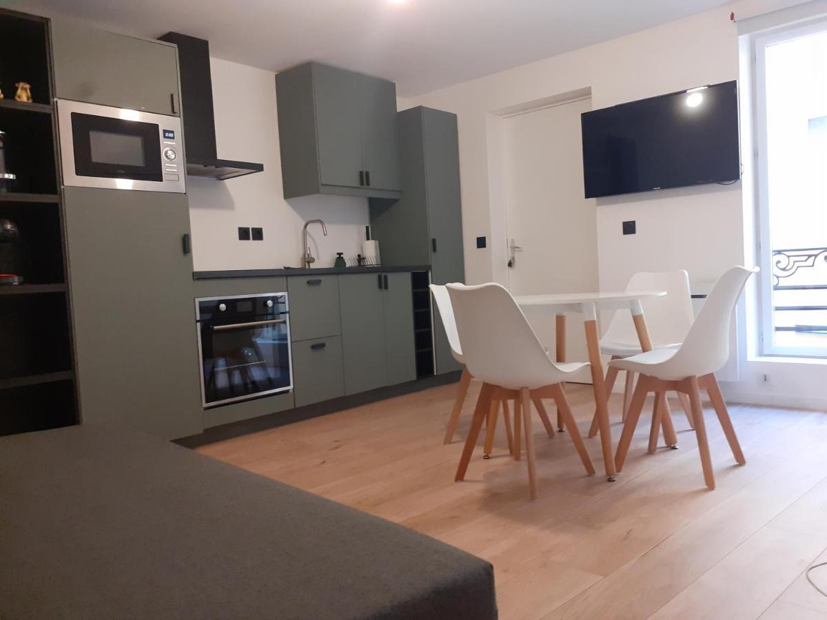 Saint-Germain-En-Laye: Grand Studio En Centre Ville A 2 Minutes Du Rer 外观 照片
